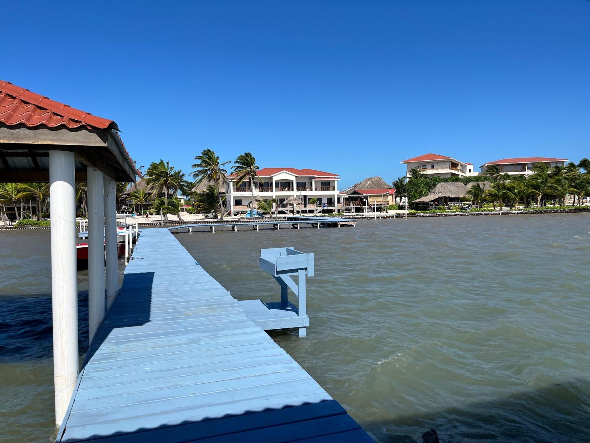 Captain Morgan'S Retreat San Pedro (Ambergris Caye) Exterior foto