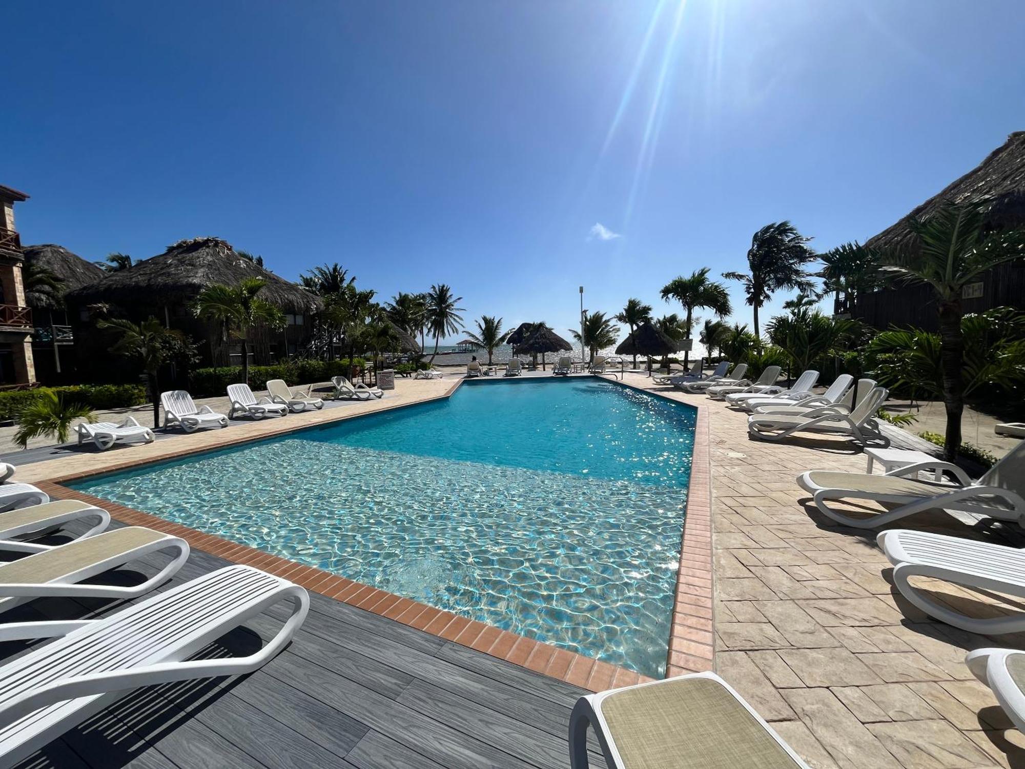 Captain Morgan'S Retreat San Pedro (Ambergris Caye) Exterior foto